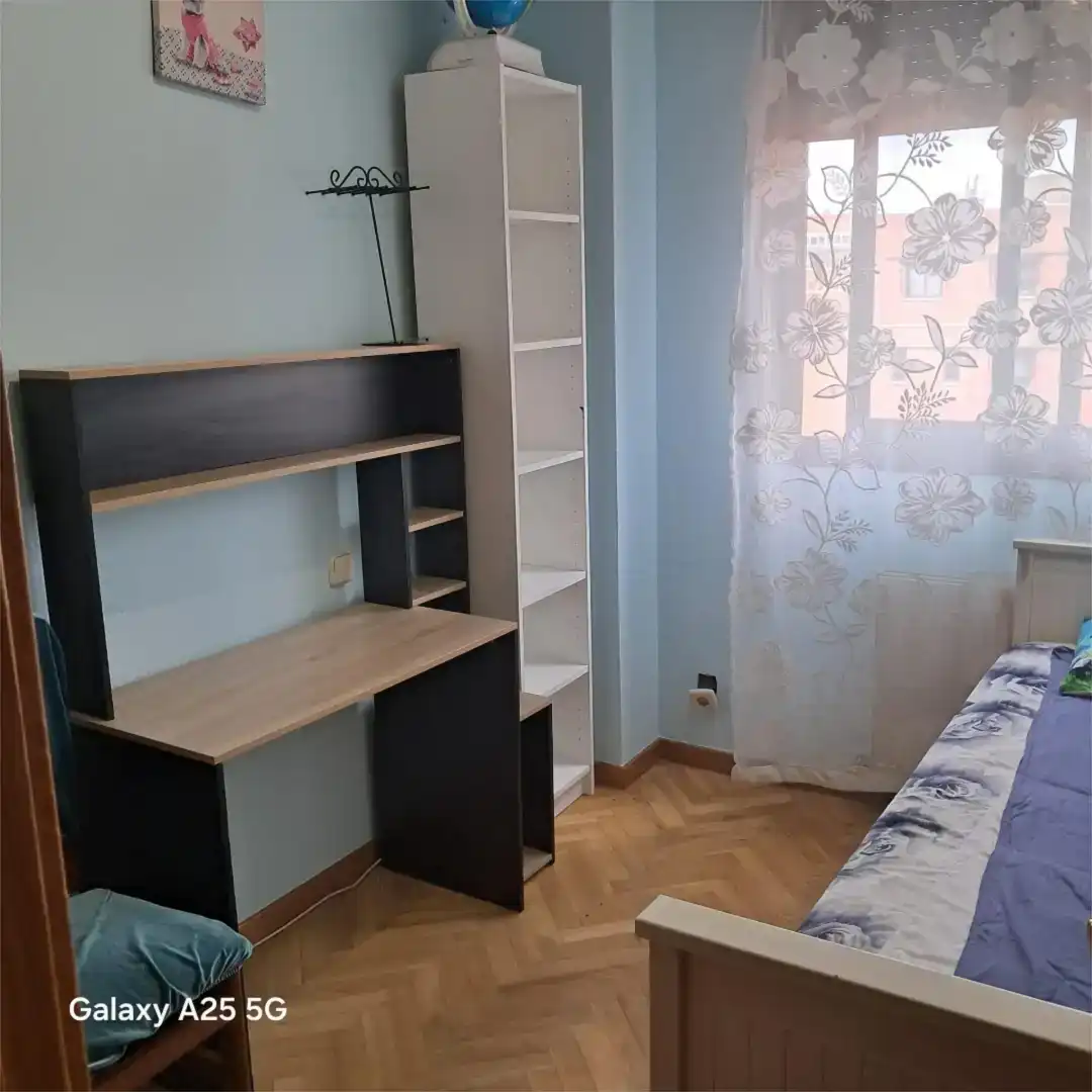 Habitación de Piso de alquiler en Ciudad Lineal