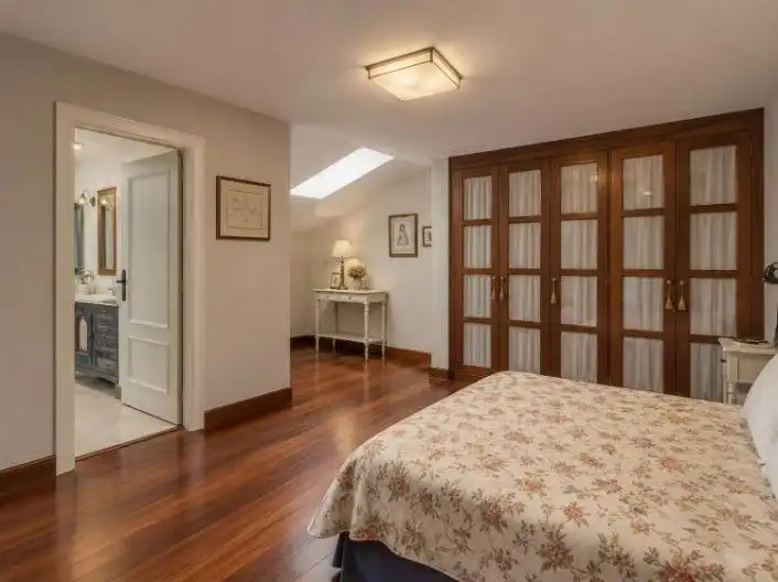 Schlafzimmer von Maisonette zum Verkauf in Bilbao 