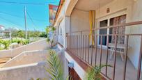 Vista exterior de Casa adosada en venda en Cunit amb Aire condicionat, Calefacció i Terrassa