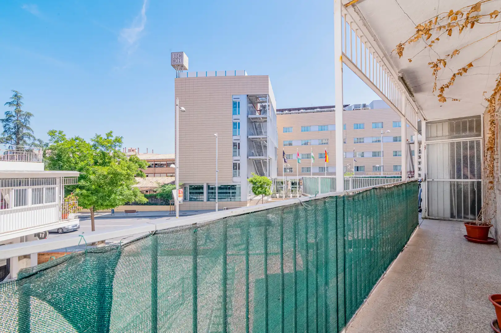 Exterior view of Flat for sale in Granada  with Terrace, Storage room and Balcony
