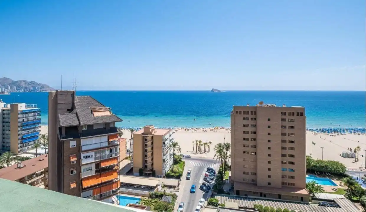 Ático con jardín en venta en Playa de Poniente, imagen 2