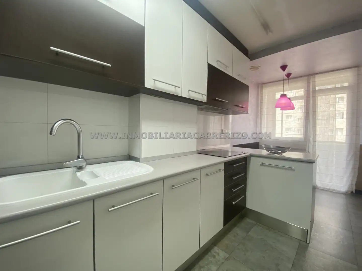 Cocina de Piso en venta en Barañáin / Barañain con Calefacción, Parquet y Horno