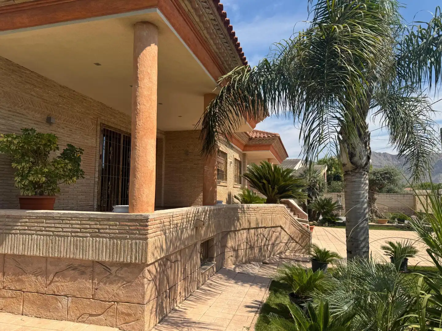 Chalet con jardín en venta en Calle Mayor de El Raal, imagen 2