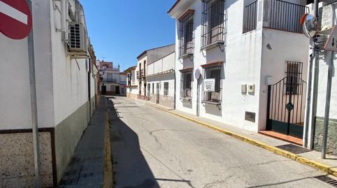 Foto 3 de Casa adosada en venta en Sanlúcar la Mayor, Sevilla