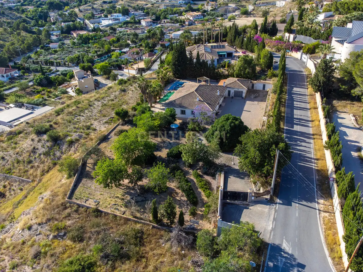 Vista exterior de Casa o chalet en venta en Alicante / Alacant con Jardín privado, Trastero y Piscina