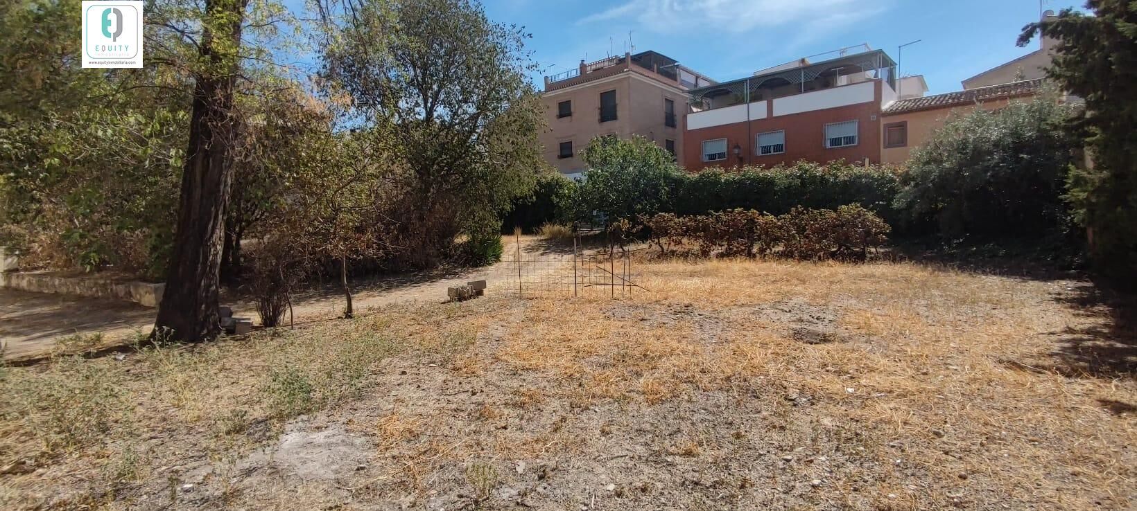 Residential for sale in  Granada Capital