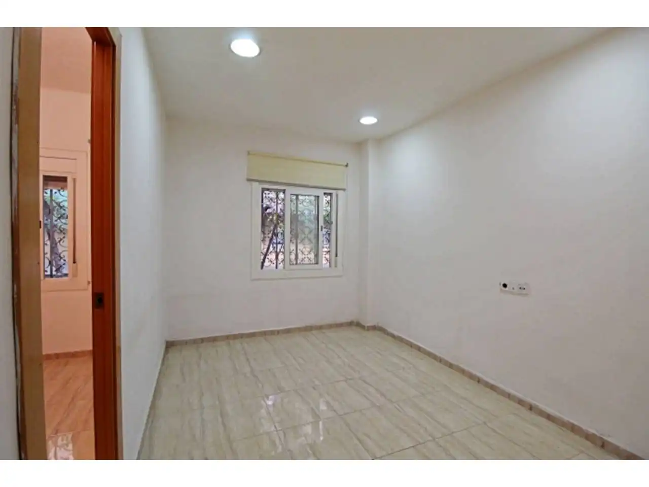 Flat with lift for sale in Calle Comtessa de Pardo Bazán, imagen 3