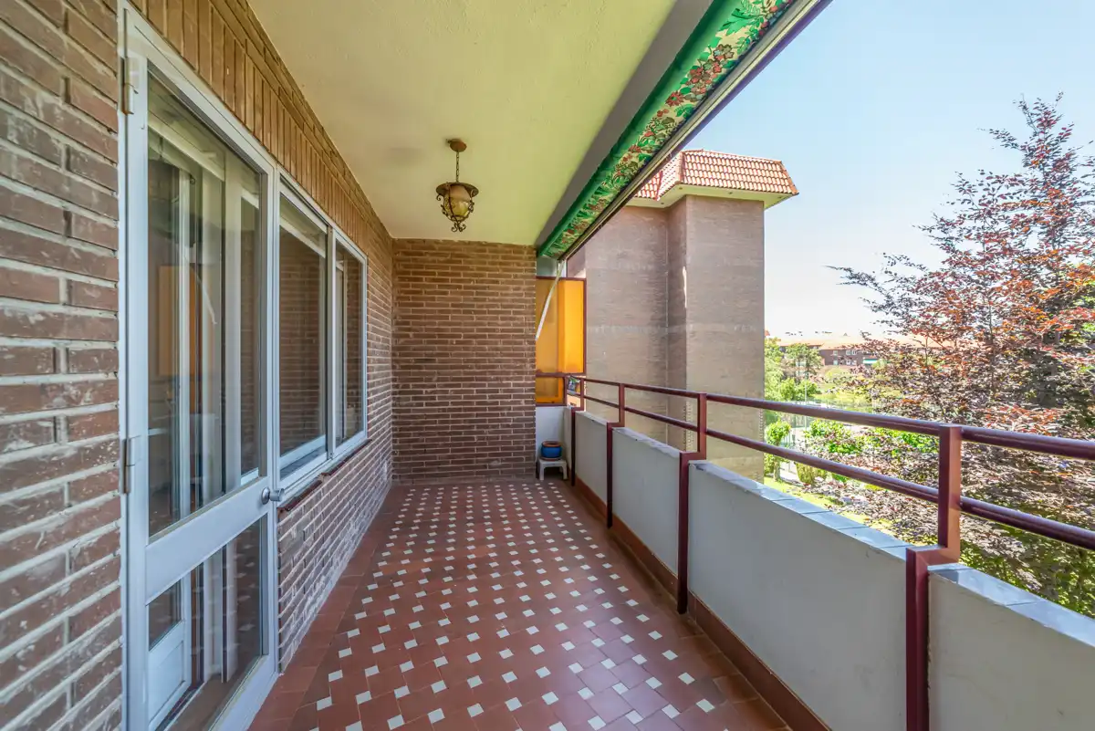 Terraza de Piso en venta en Colmenar Viejo con Terraza, Trastero y Amueblado