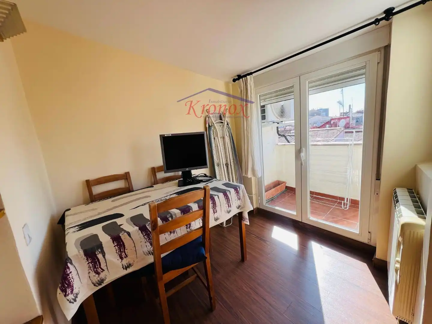 Attic for rent in San Bernardo, Universidad - Malasaña