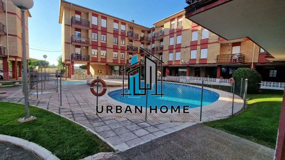Vista exterior de Piso en venta en Carrizo con Calefacción, Parquet y Terraza