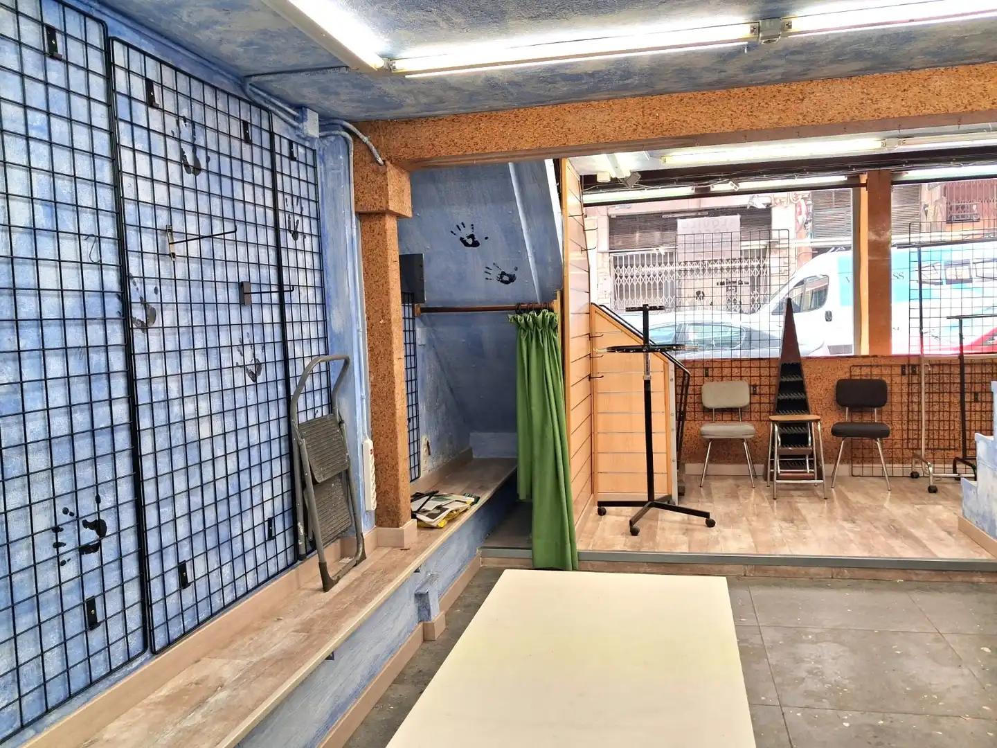 Commercial properties for rent in Zaragoza  with Air Conditioner, Furnished and Alarm
