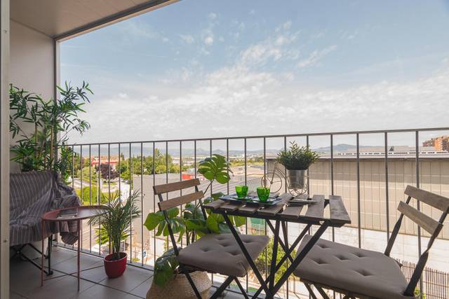 Piso en Venta en Mendebaldea - Ermitagaña