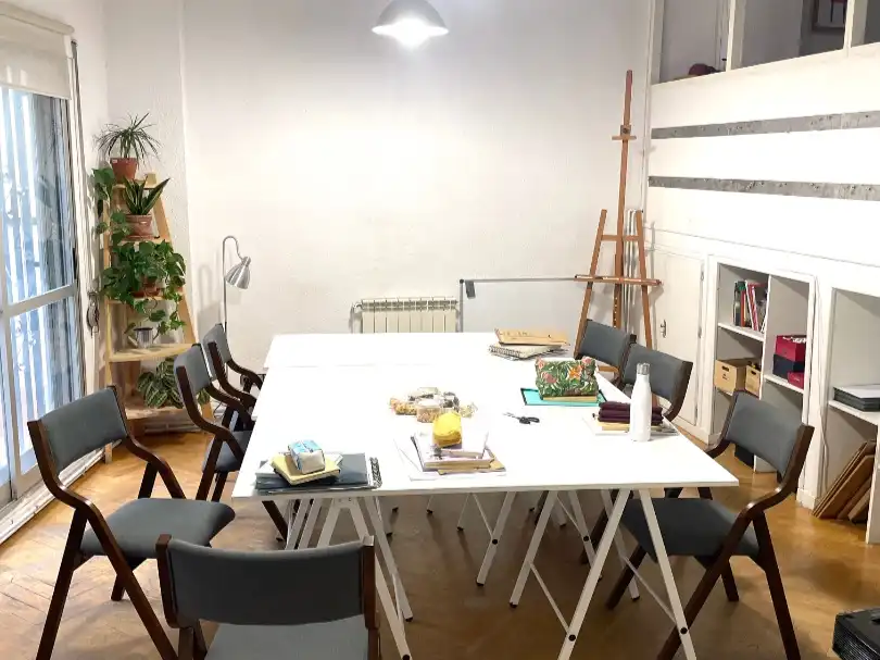 Comedor de Oficina de alquiler en Madrid con Aire acondicionado, Calefacción y Amueblado