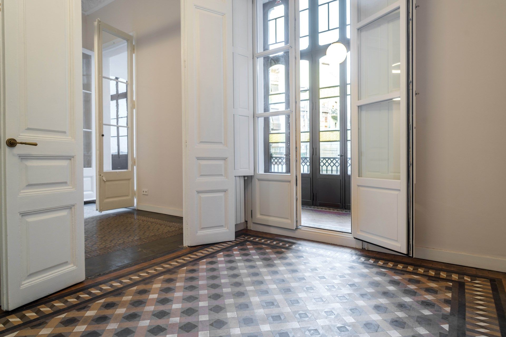 Flat to rent in  Barcelona Capital  with Air Conditioner, Heating and Terrace