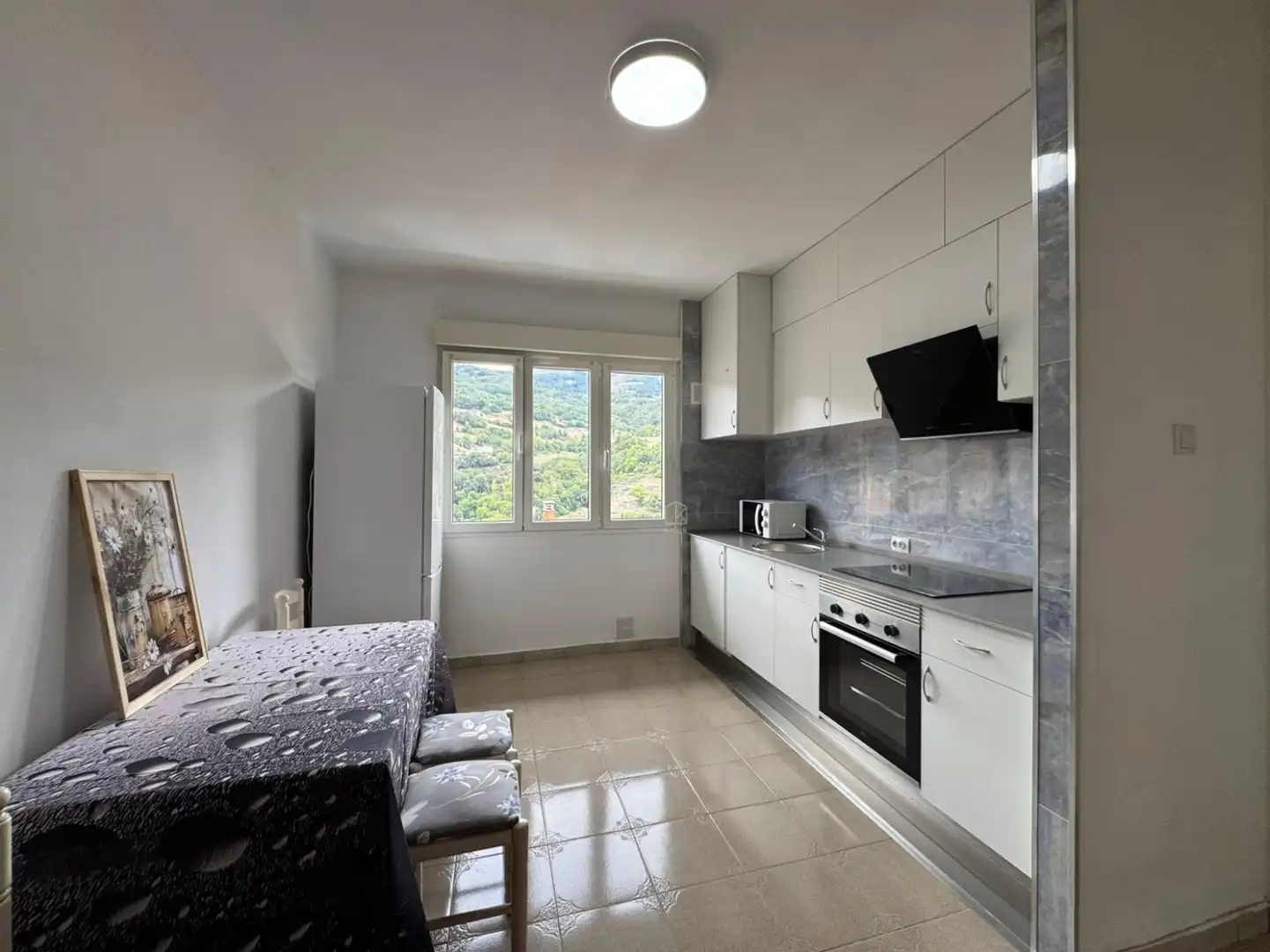 Kitchen of Flat for sale in Aller  with Storage room