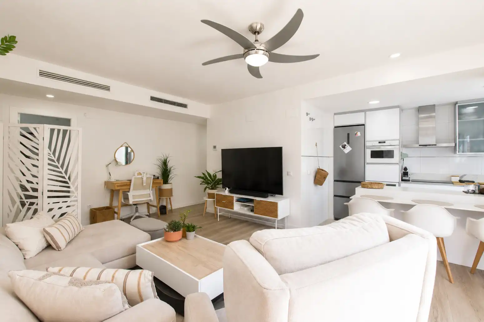 Living room of Flat for sale in Rafelbuñol / Rafelbunyol  with Heating, Furnished and Balcony