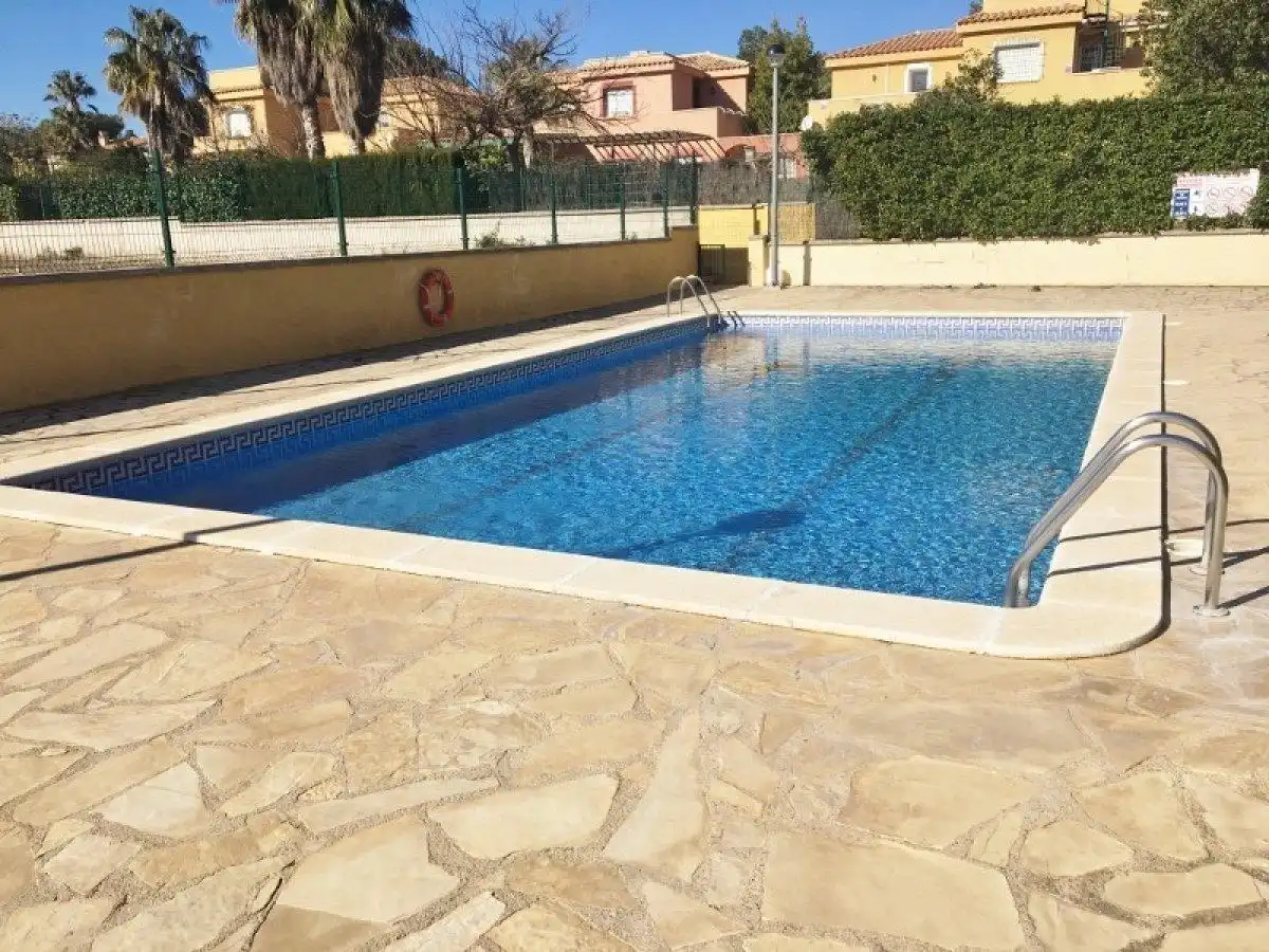 Estudi amb piscina en venda a MERCE RODOREDA DE, imagen 10