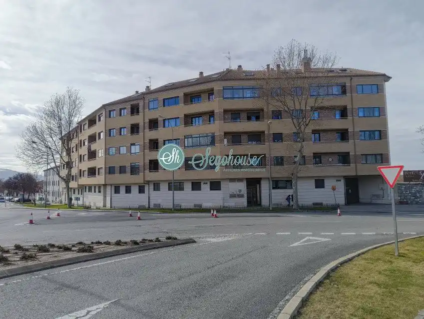 Vista exterior de Piso en venta en Segovia con Aire acondicionado, Calefacción y Trastero
