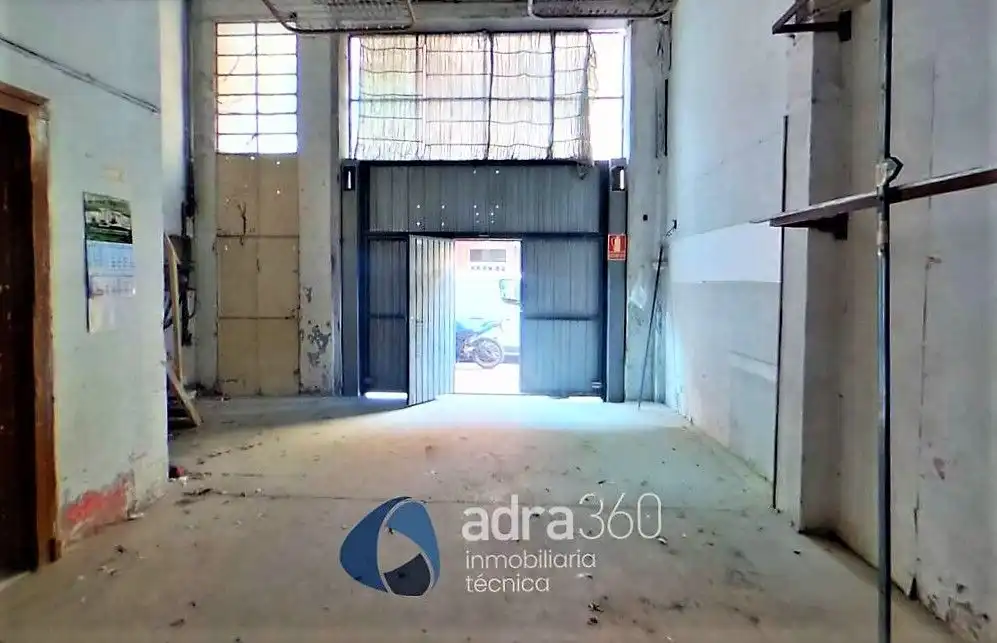 Local comercial en venta en Vélez de Guevara, imagen 3