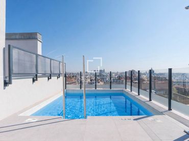 Piso con piscina en venta en Chamberí