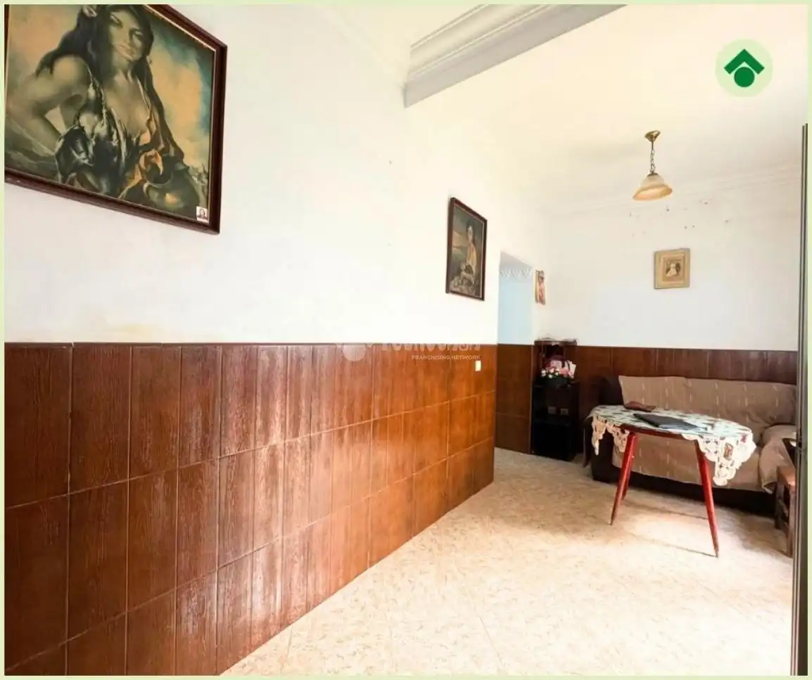 Sala d'estar de Casa o xalet en venda en Las Cabezas de San Juan amb Terrassa