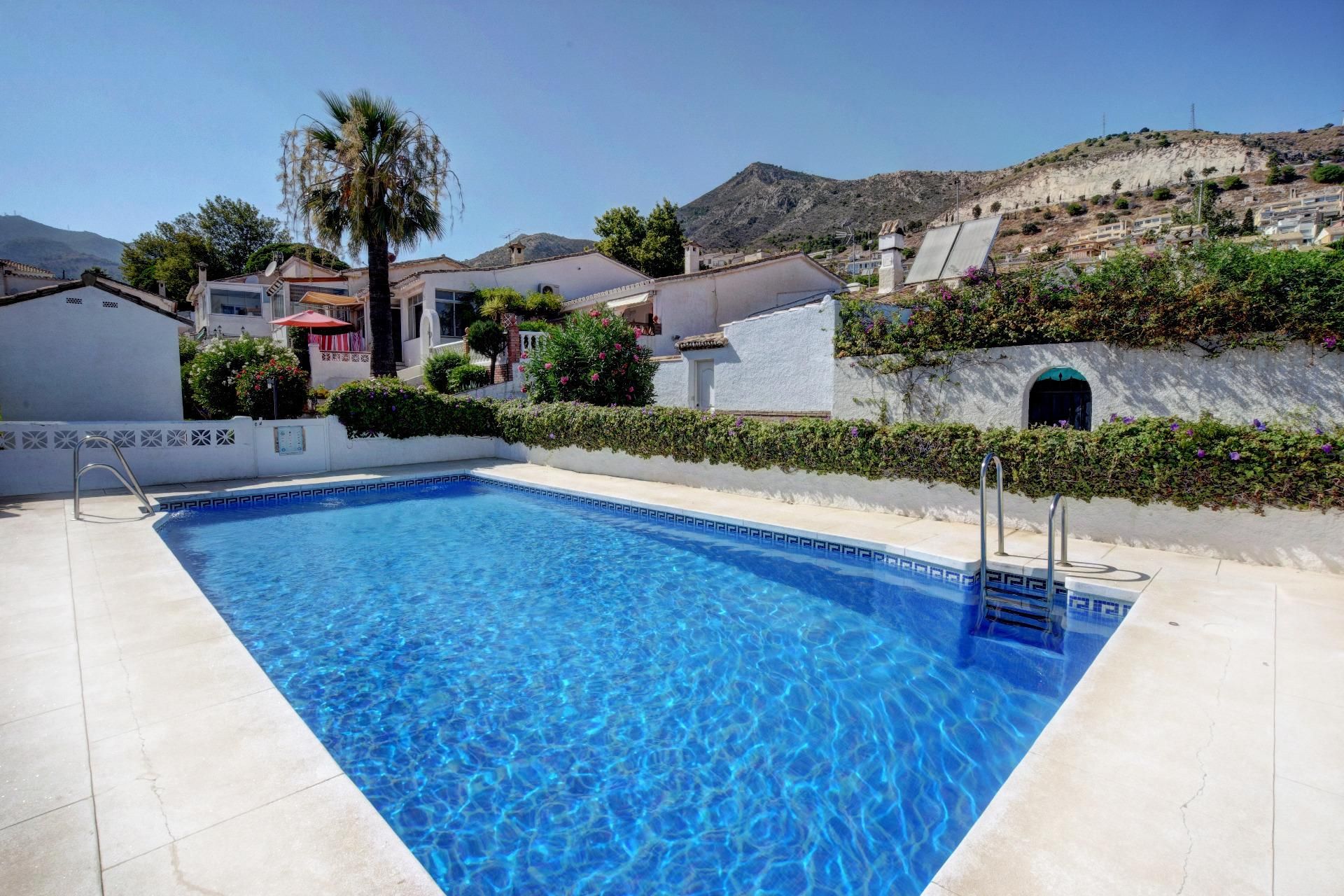 Exterior view of Apartment for sale in Benalmádena  with Air Conditioner, Heating and Terrace
