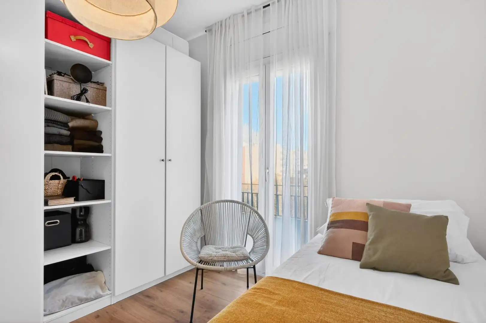 Habitación de Piso en venta en Girona con Calefacción y Balcón