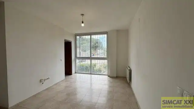 Vista exterior de Piso en venta en Figueres con Aire acondicionado, Calefacción y Trastero