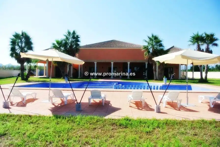 Houses for sale in Dénia  with Air Conditioner, Heating and Private garden