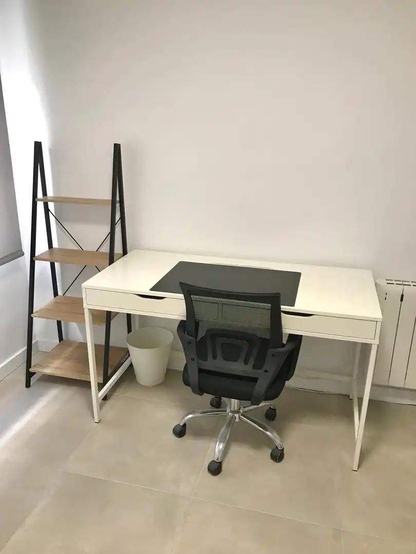 Flat for rent in Calle CARRETERA DE LLIRIA, El Castell