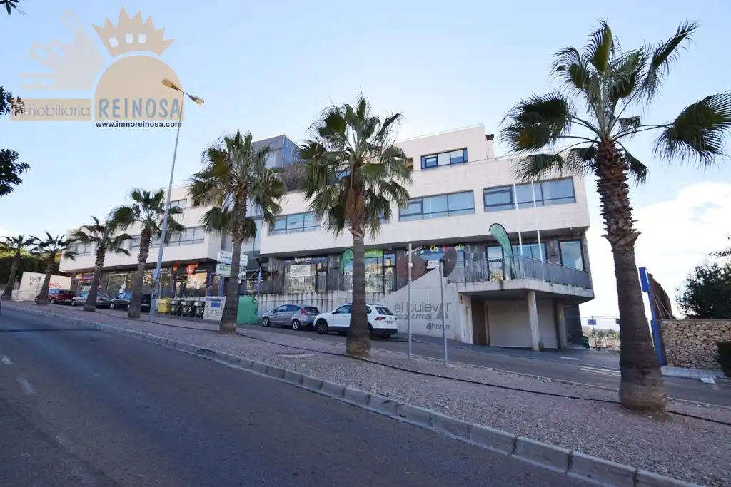 Local comercial en venda a Altorreal - El Chorrico, imagen 23