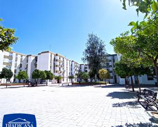 Vista exterior de Local en venda en Jerez de la Frontera amb Aire condicionat