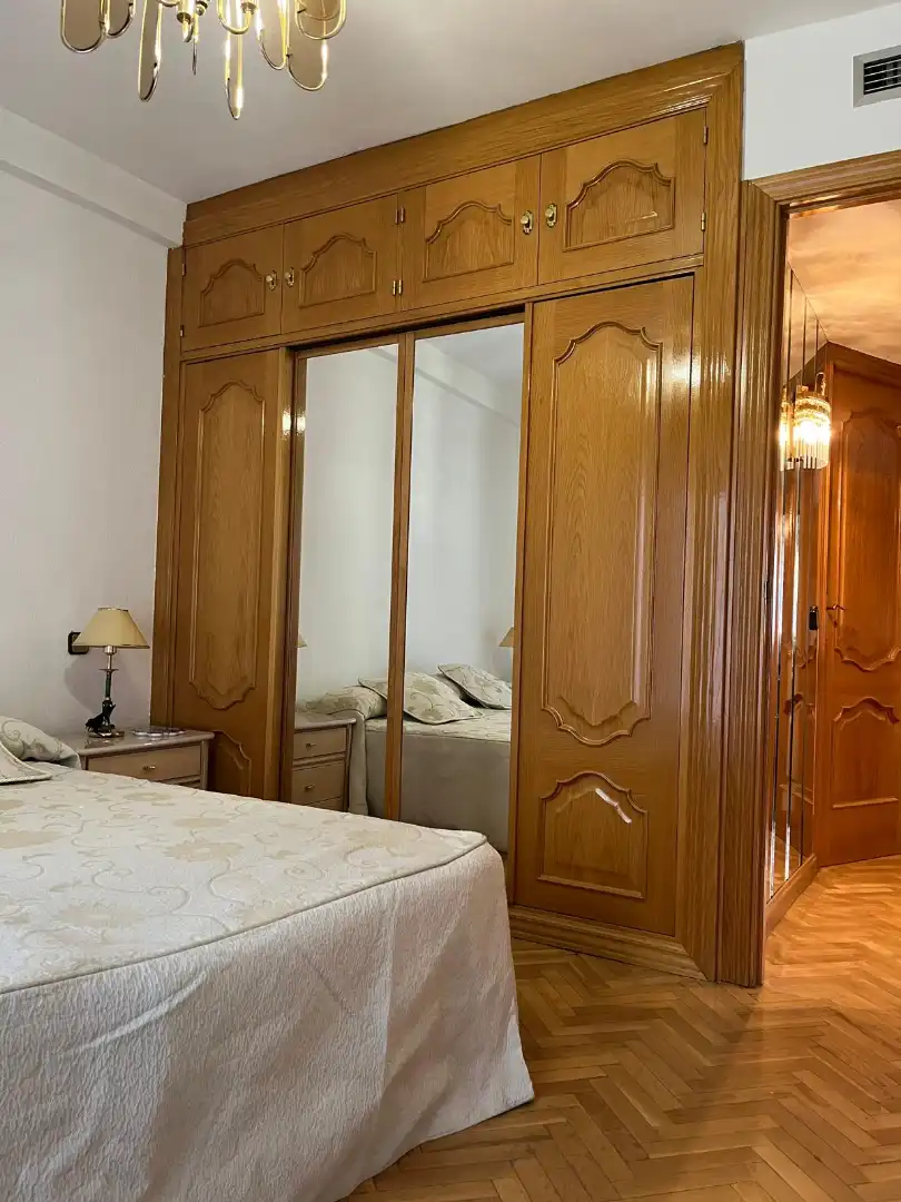 Bedroom of Flat for rent in Madrid  with Air Conditioner, Heating and Parquet flooring