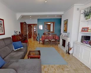 Sala d'estar de Pis en venda en Vitoria - Gasteiz amb Calefacció i Terrassa