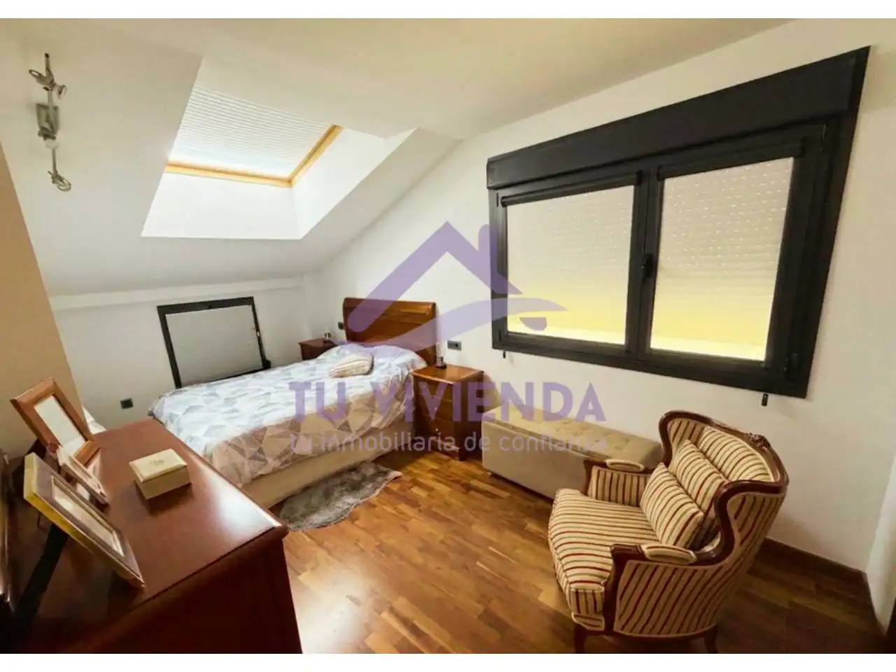 Bedroom of Flat for sale in Valladolid  with Air Conditioner, Heating and Parquet flooring