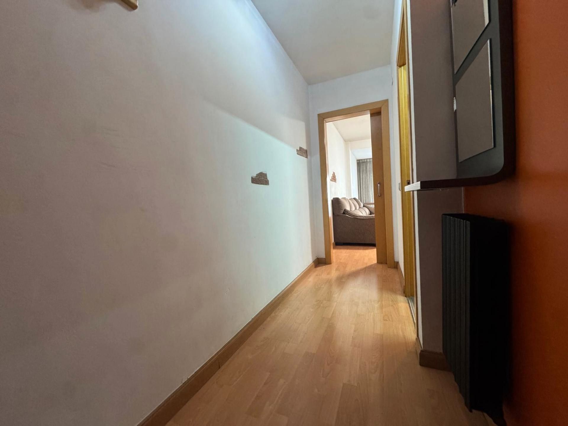 Flat for sale in Manresa  with Air Conditioner, Heating and Parquet flooring