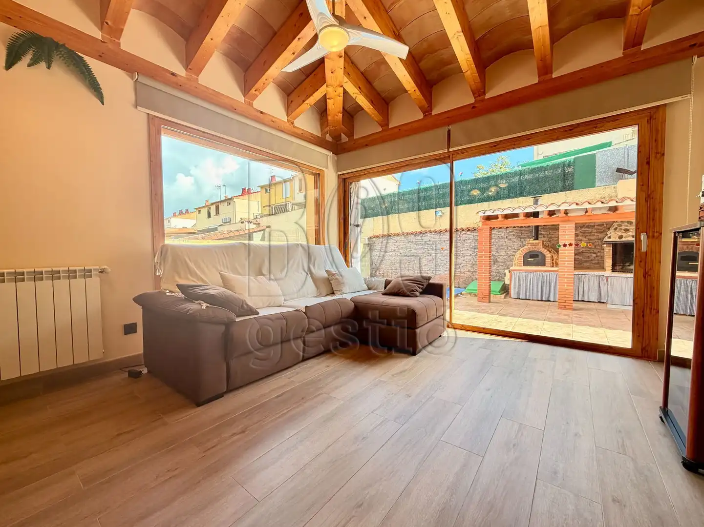 Living room of Detached homes for sale in Els Pallaresos  with Air Conditioner, Heating and Private garden