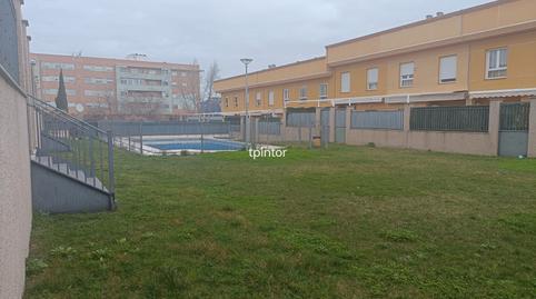 Photo 3 of Single-family semi-detached for sale in Calle Cueva de la Pasiega, Nuevo Cáceres, Cáceres Capital