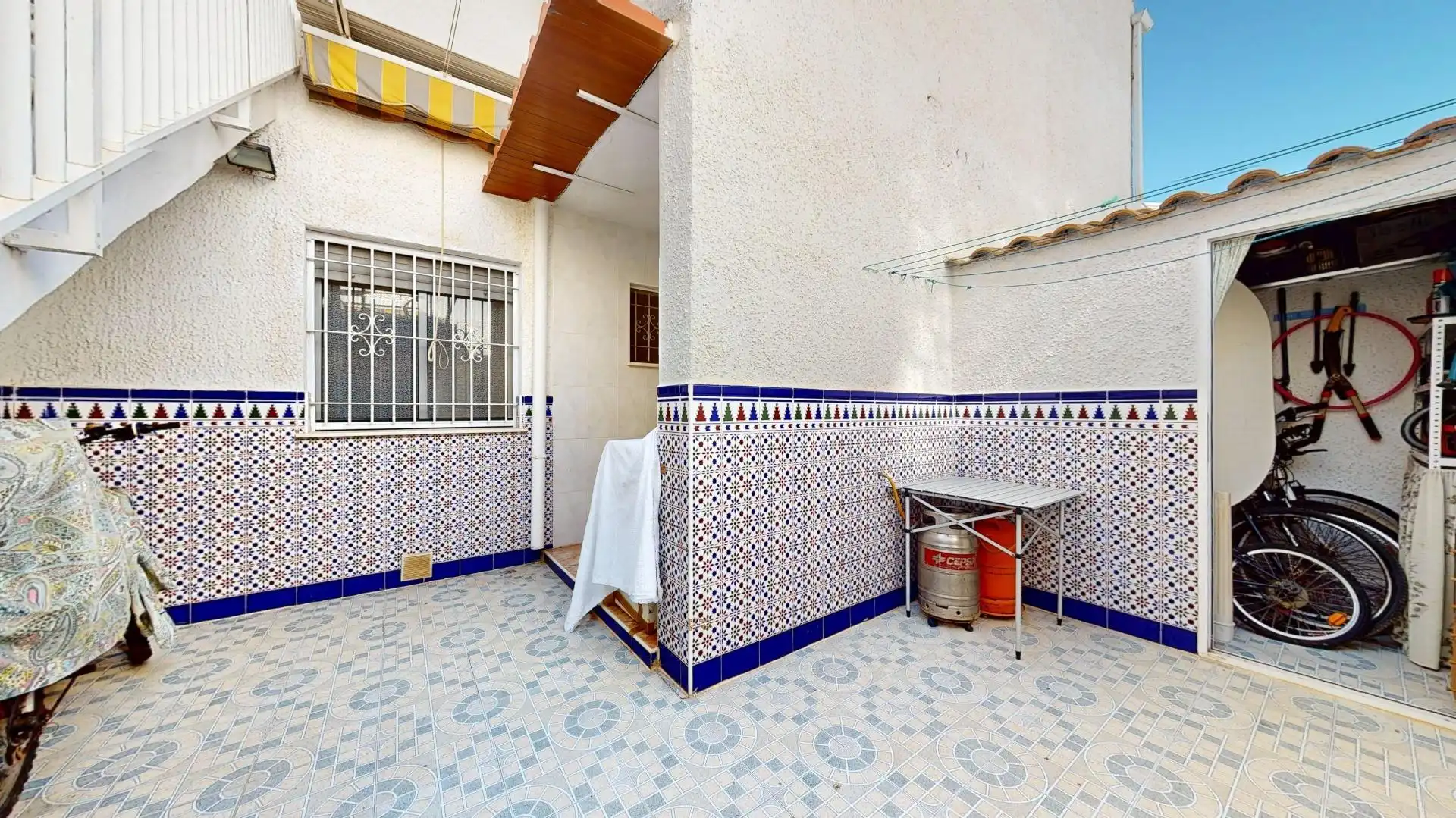 Terrassa de Casa adosada en venda en San Pedro del Pinatar amb Aire condicionat, Terrassa i Traster
