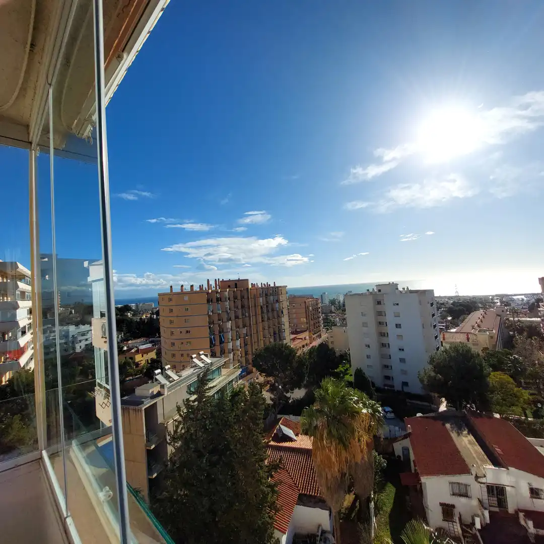 Außenansicht von Wohnung zur Miete in Benalmádena mit Klimaanlage, Möbliert und Gemeinschaftspool