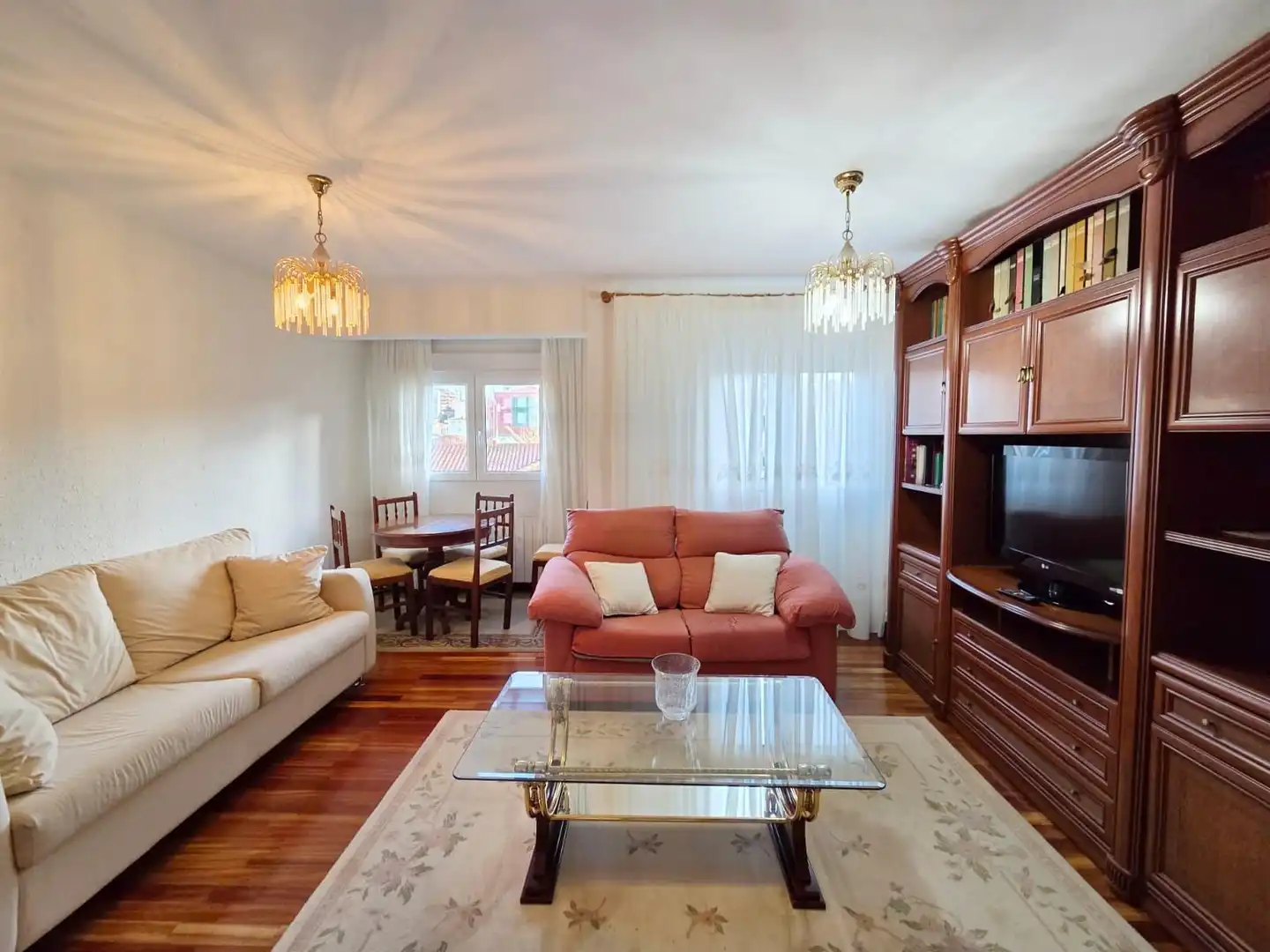 Living room of Flat for rent in Santander  with Heating, Parquet flooring and Furnished