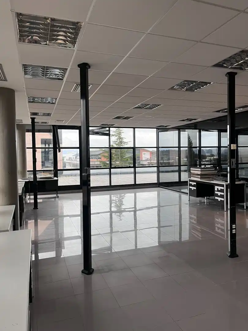 Büro zum Verkauf in Vitoria - Gasteiz mit Heizung