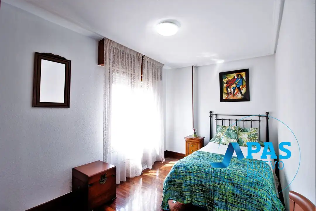 Schlafzimmer von Wohnung zum Verkauf in Santander mit Heizung und Abstellraum