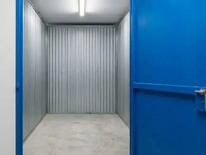 Storage room for rent in Cee