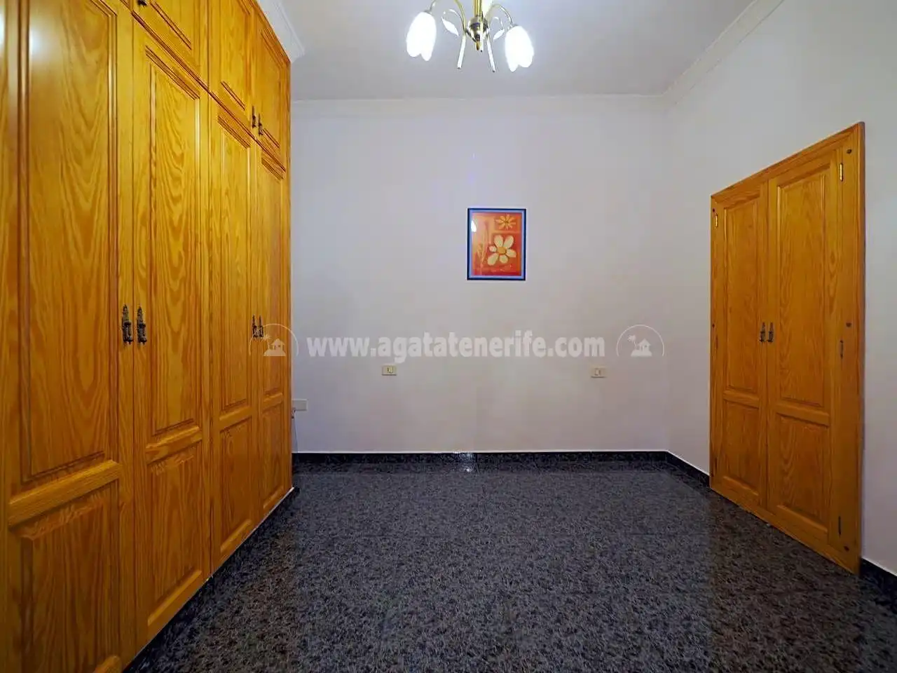 Dormitori de Casa adosada en venda en Icod de los Vinos amb Terrassa