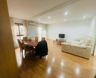 Living room of Flat to rent in  Murcia Capital  with Air Conditioner and Furnished
