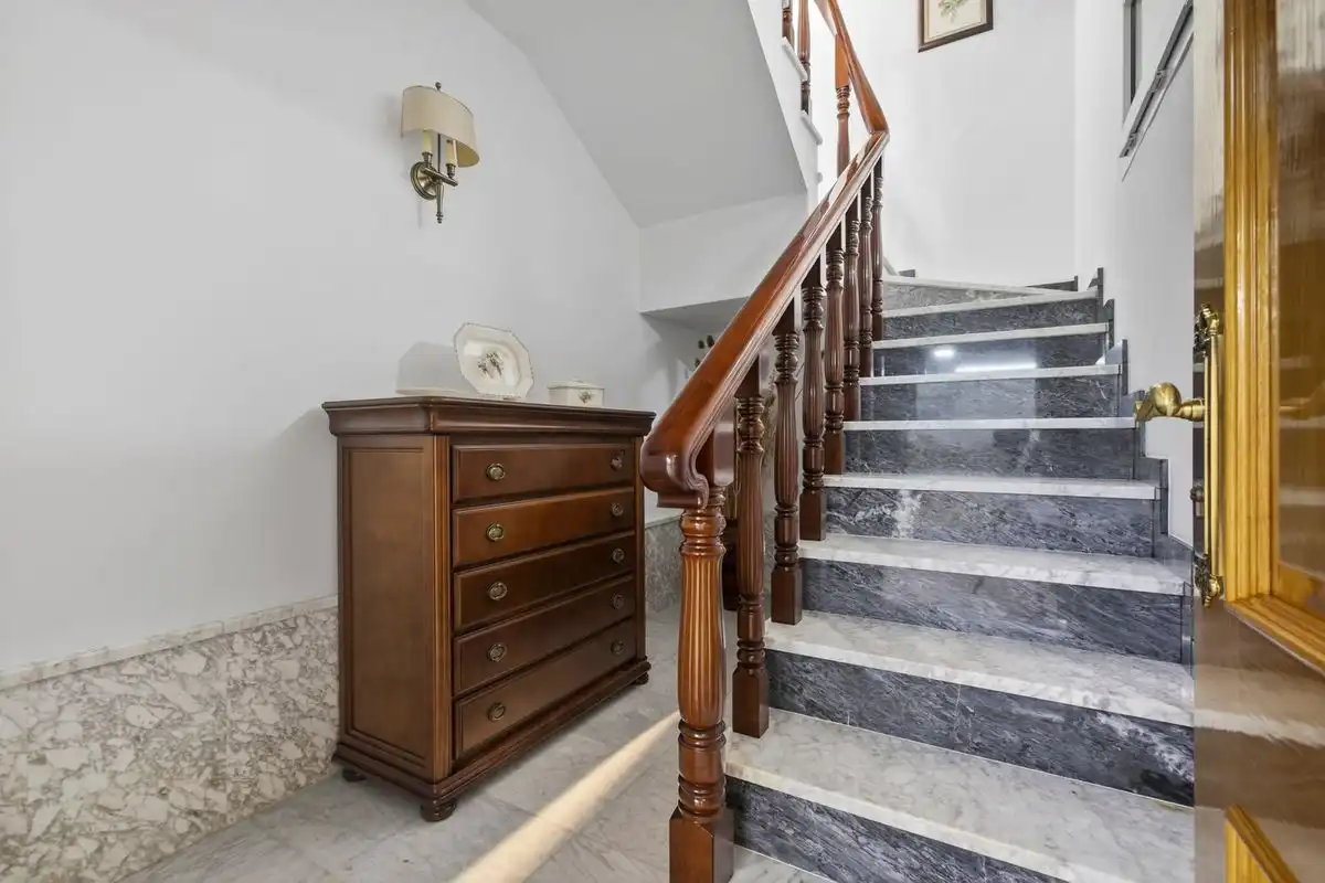 Casa adosada en venda en Santiponce amb Aire condicionat, Calefacció i Jardí privat