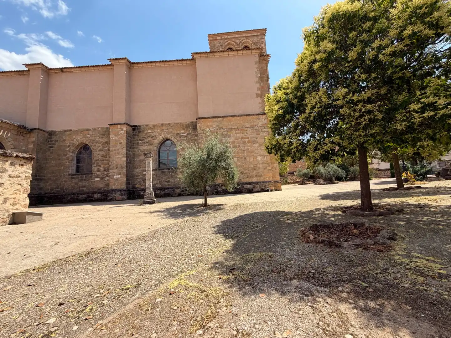 Außenansicht von Country house zum Verkauf in Valdeolivas mit Abstellraum, Möbliert und Balkon