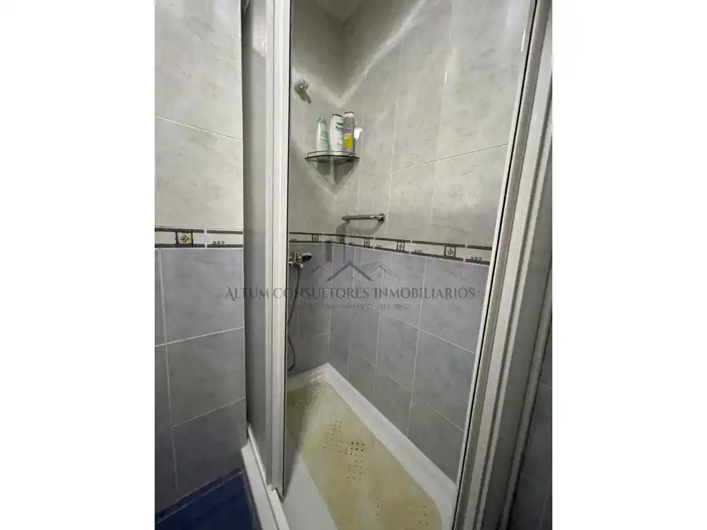 Bathroom of Flat for sale in Sevilla