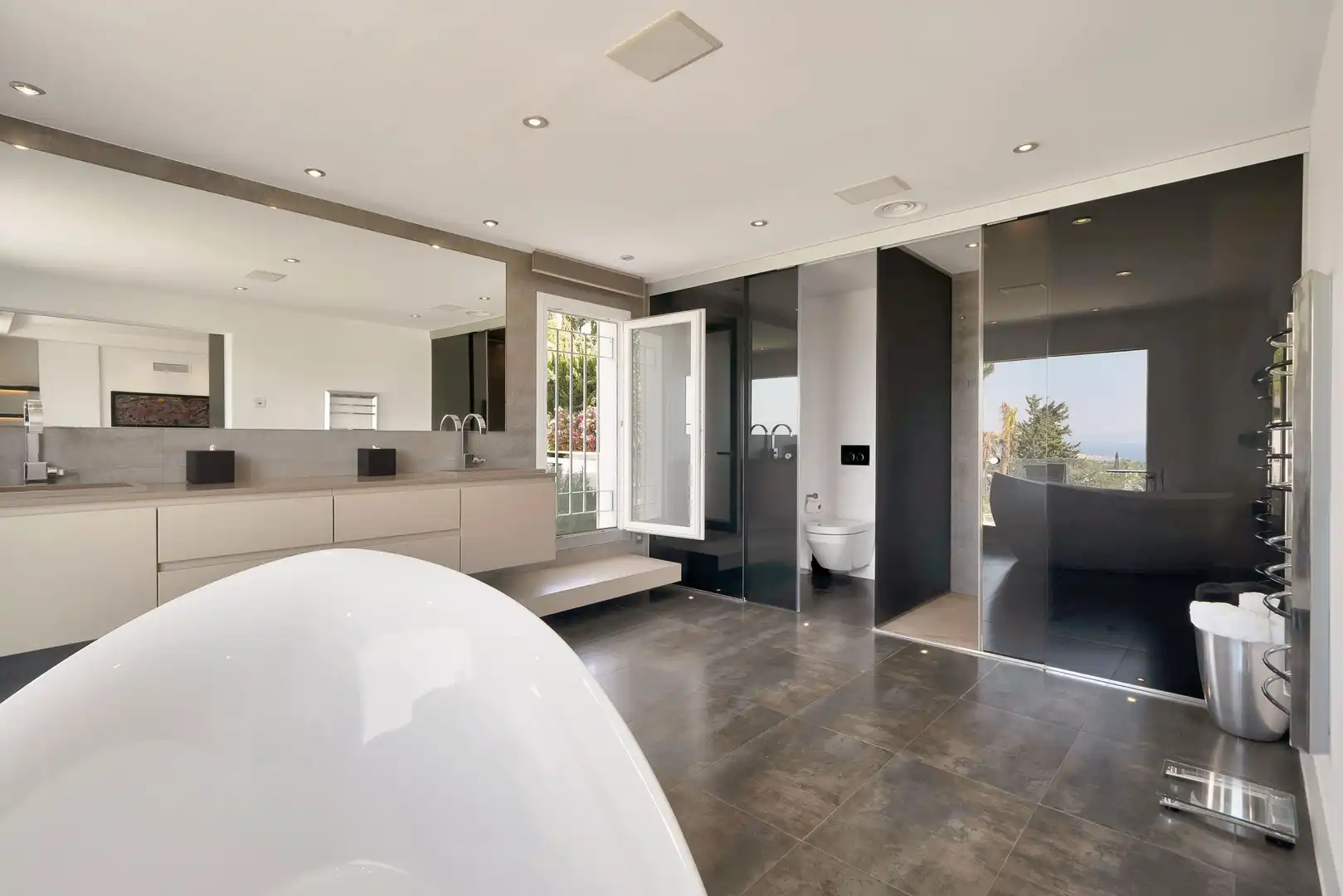 Baño de Casa o chalet en venta en Marbella con Calefacción, Jardín privado y Terraza
